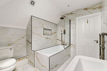 10 bedroom Block of Apartments in Folkestone, Kent