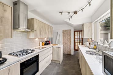 5 bedroom Detached House in Dover, Kent