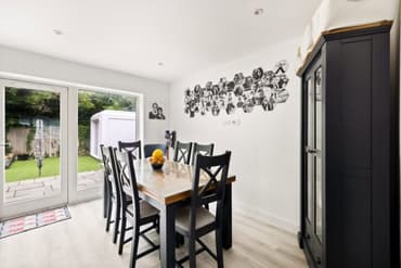 3 bedroom Semi-Detached House in Dover, Kent