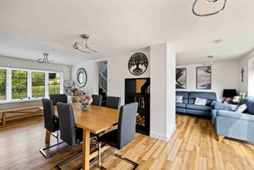 4 bedroom Detached House in Folkestone, Kent