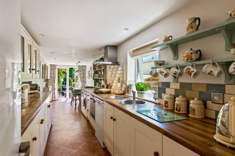 2 bedroom Terraced House in Dover, Kent