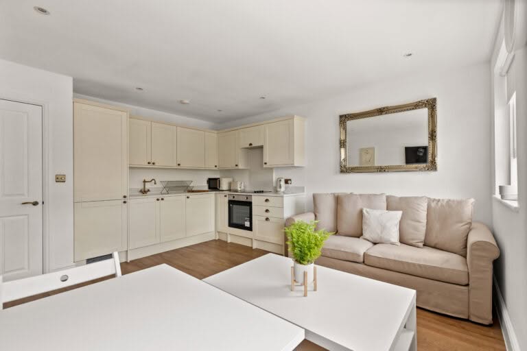 10 bedroom Block of Apartments in Folkestone, Kent