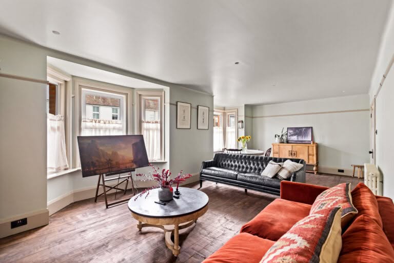 4 bedroom Detached House in Hythe, Kent