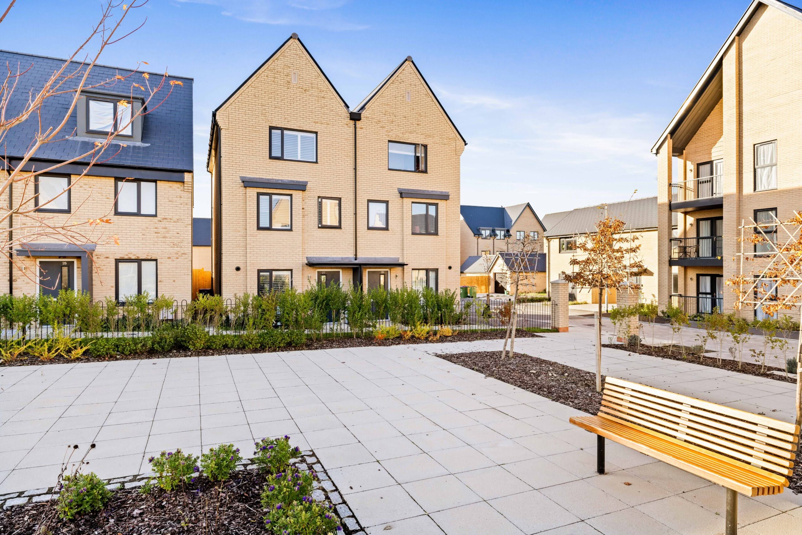 4 bedroom Semi-Detached House in Folkestone, Kent