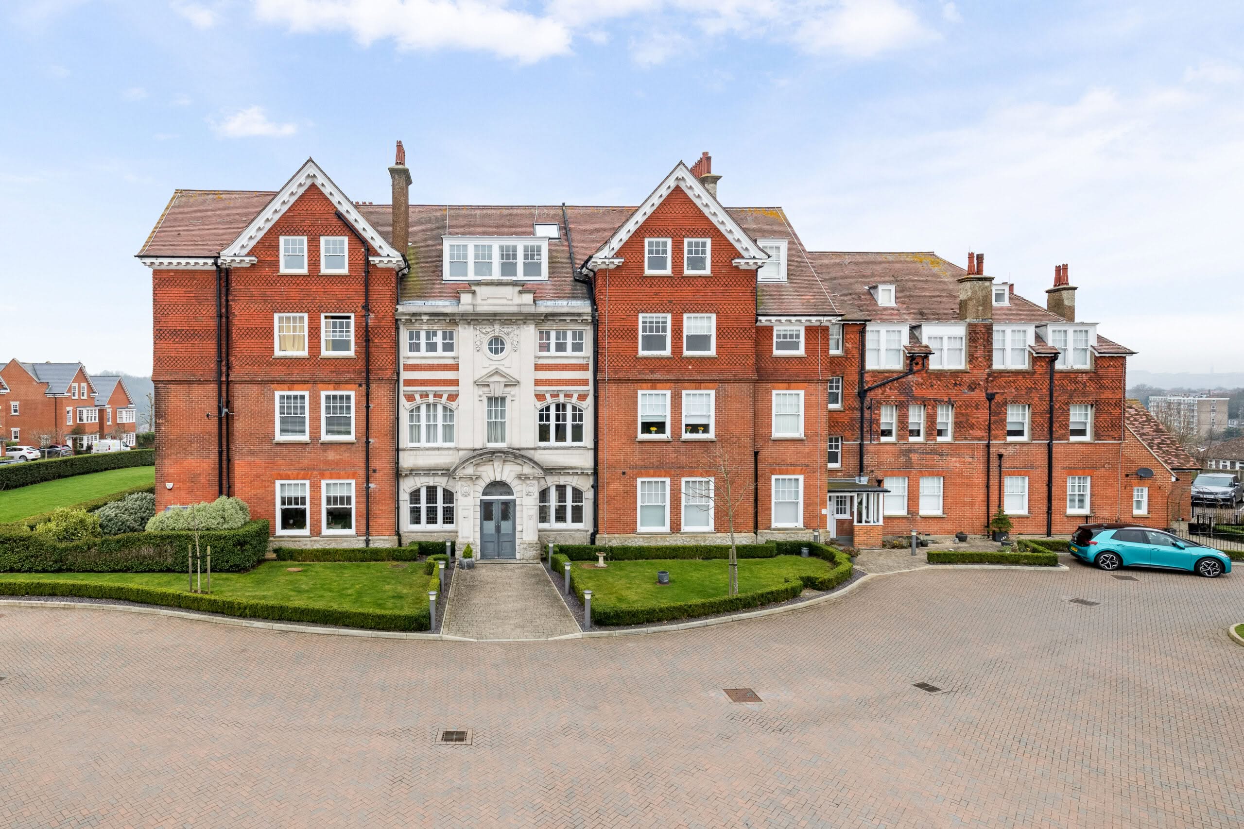 2 bedroom Apartment in Folkestone, Kent