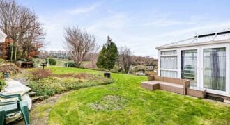 12 Wingrove Hill