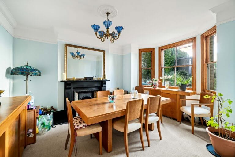 6 bedroom Terraced House in Dover, Kent