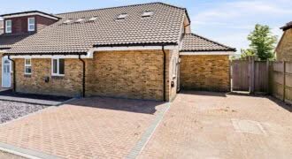 4 Aston Mews Mill Lane