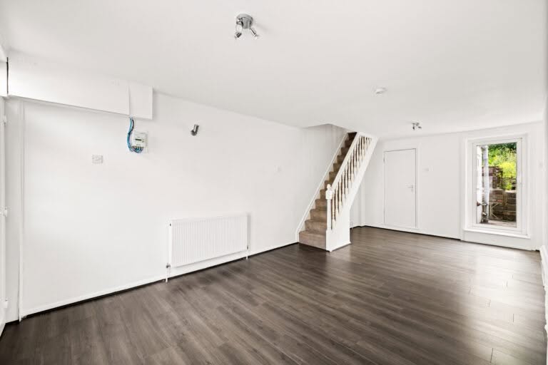 2 bedroom Terraced House in Dover, Kent