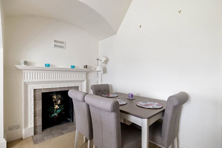 2 bedroom Flat in Dover, Kent