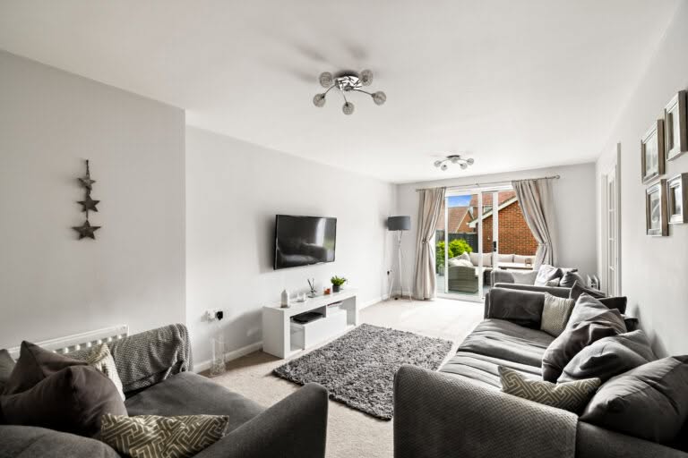 4 bedroom Detached House in Folkestone, Kent