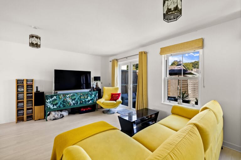 3 bedroom Detached House in Dover, Kent