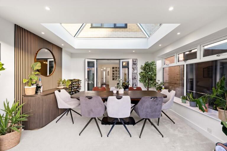 4 bedroom Semi-Detached House in Folkestone, Kent