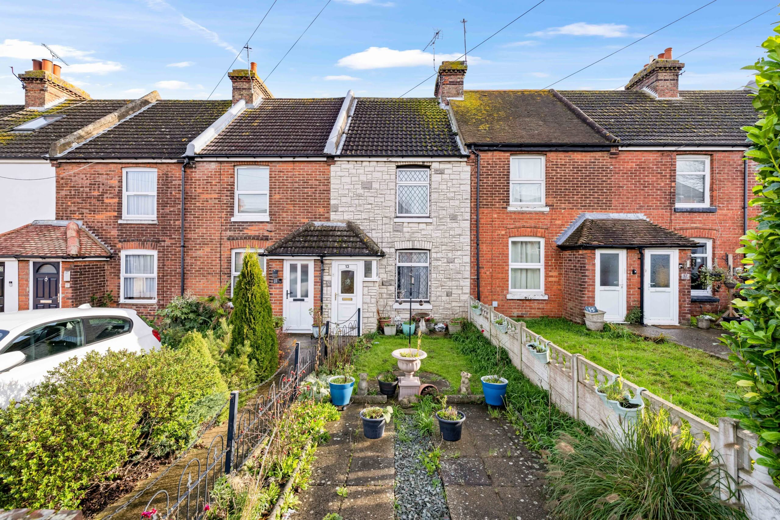 2 bedroom Terraced House in Folkestone, Kent