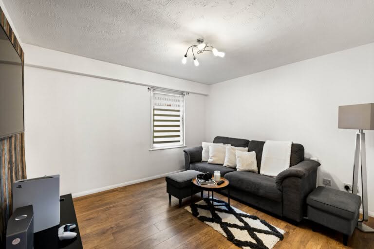 1 bedroom Maisonette in Folkestone, Kent