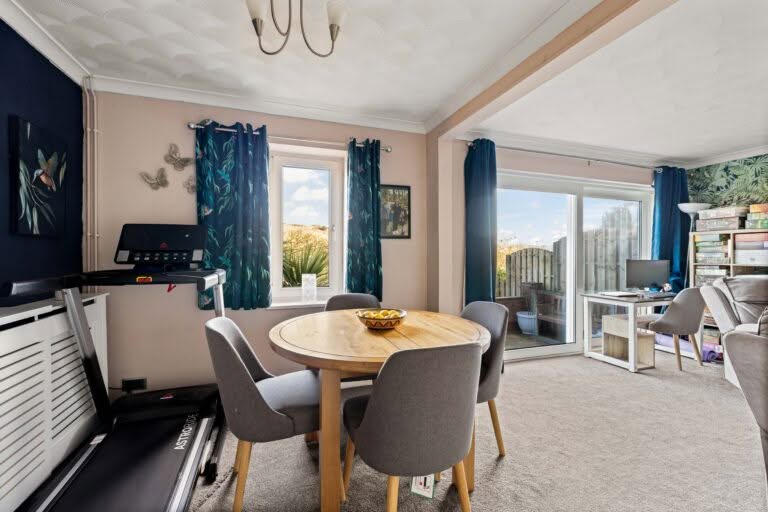 4 bedroom Semi-Detached House in Dover, Kent