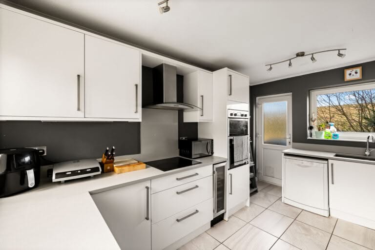4 bedroom Semi-Detached House in Dover, Kent