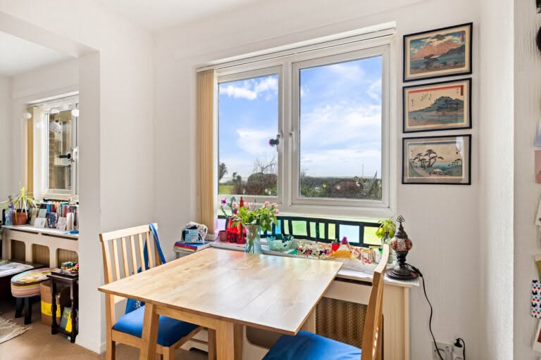 2 bedroom Flat in Dover, Kent