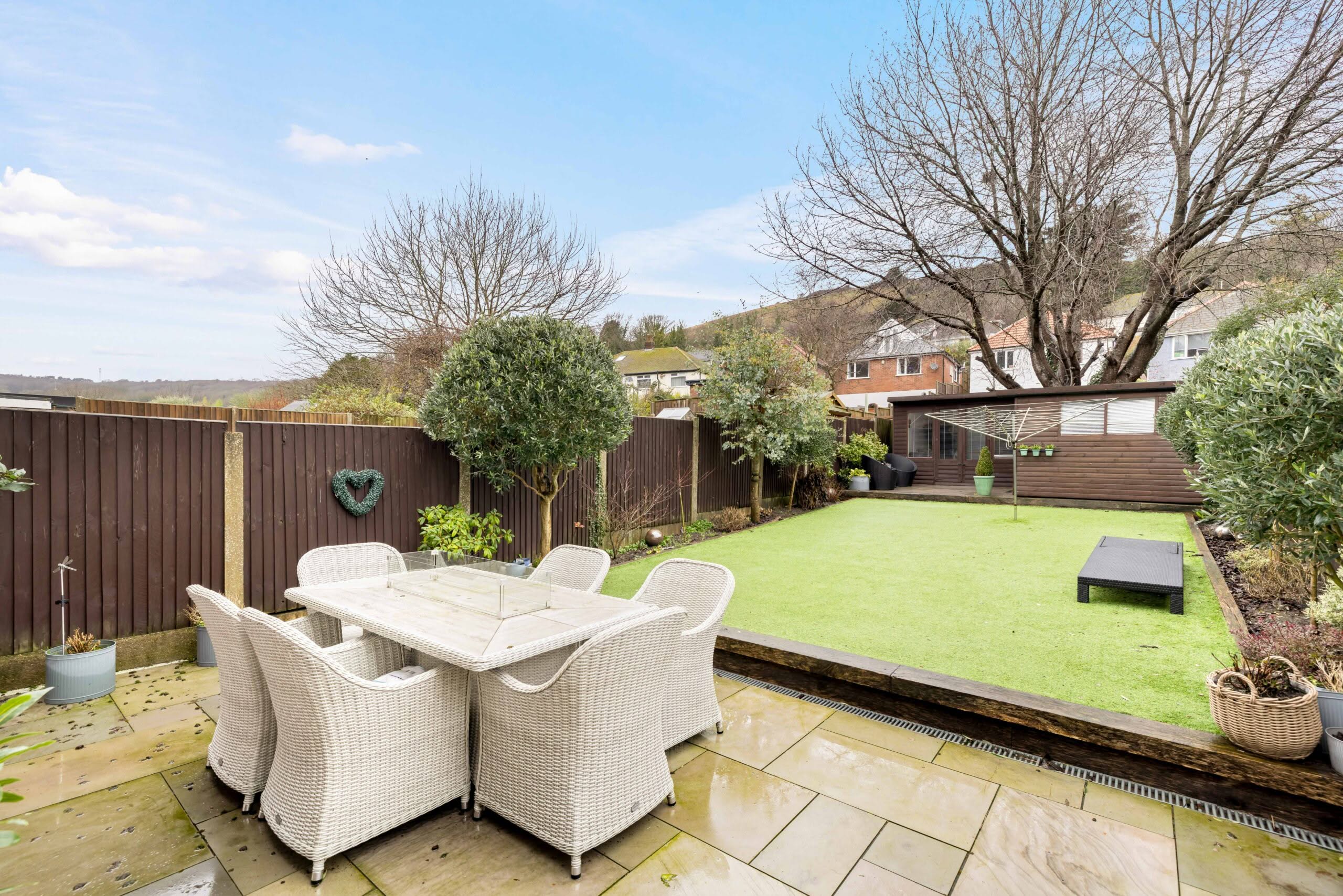 3 bedroom Semi-Detached House in Dover, Kent