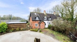 1 Railway Cottage Stone Street