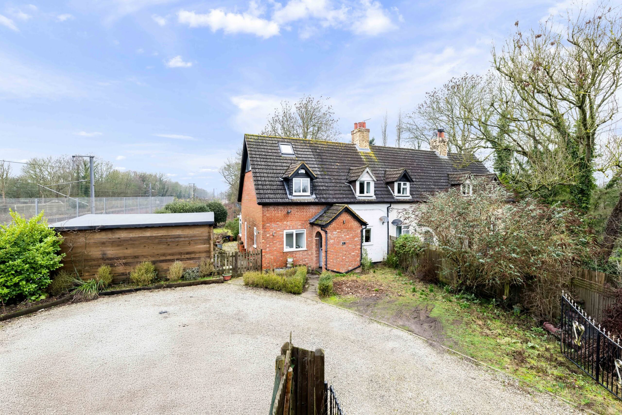 3 bedroom End of Terrace House in Ashford, Kent