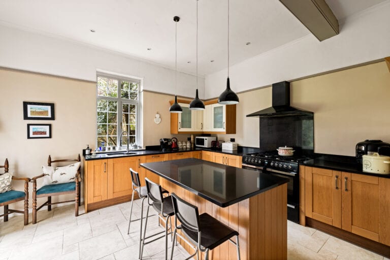 3 bedroom House (unspecified) in Dover, Kent