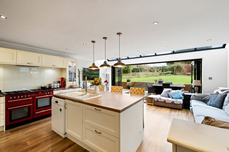 5 bedroom Detached House in Folkestone, Kent