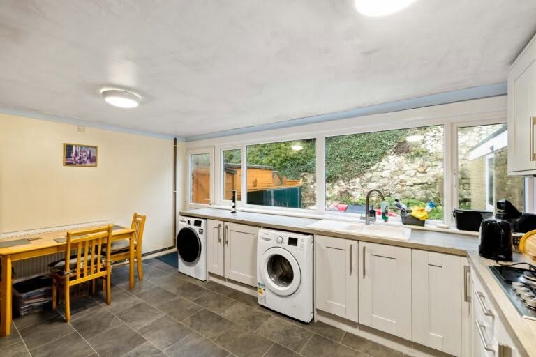 3 bedroom End of Terrace House in Hythe, Kent