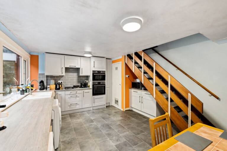 3 bedroom End of Terrace House in Hythe, Kent