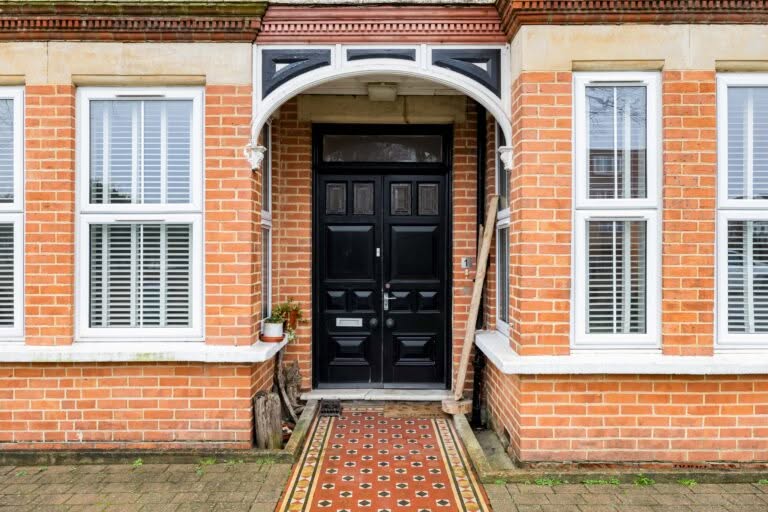 2 bedroom Ground Floor Flat in Folkestone, Kent