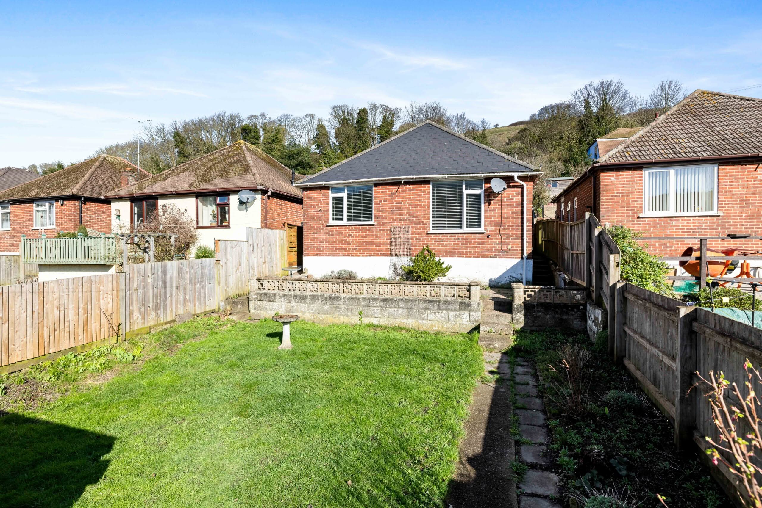 2 bedroom Detached Bungalow in Dover, Kent