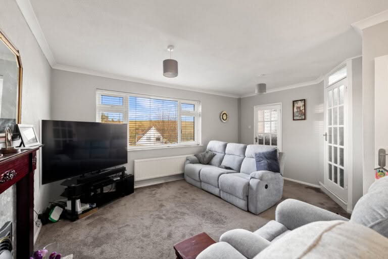 3 bedroom Detached House in Dover, Kent