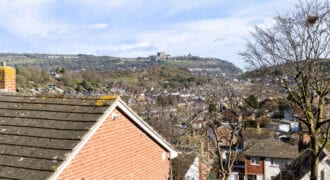 3 Newbury Close