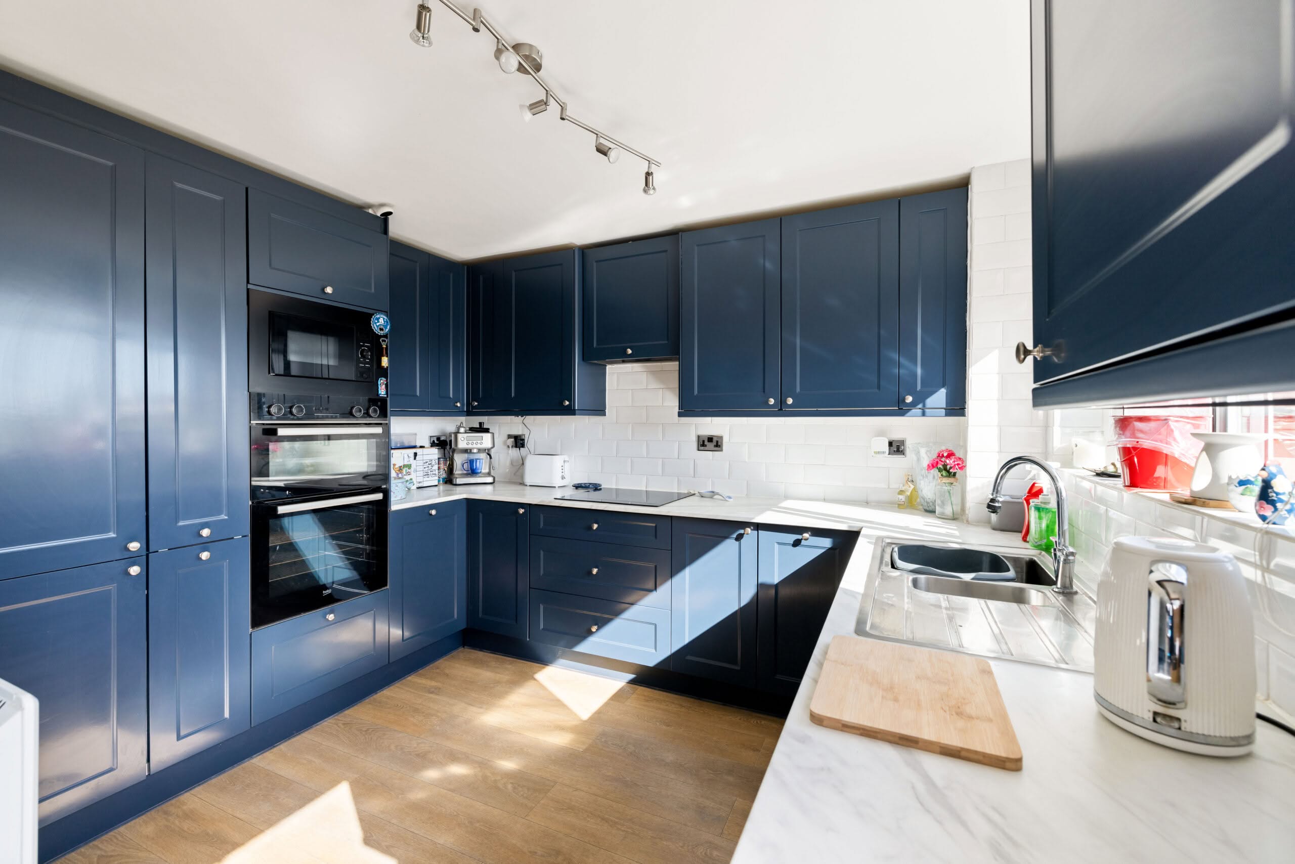 3 bedroom Semi-Detached House in Dover, Kent