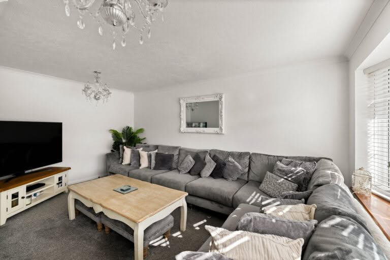 5 bedroom End of Terrace House in Folkestone, Kent