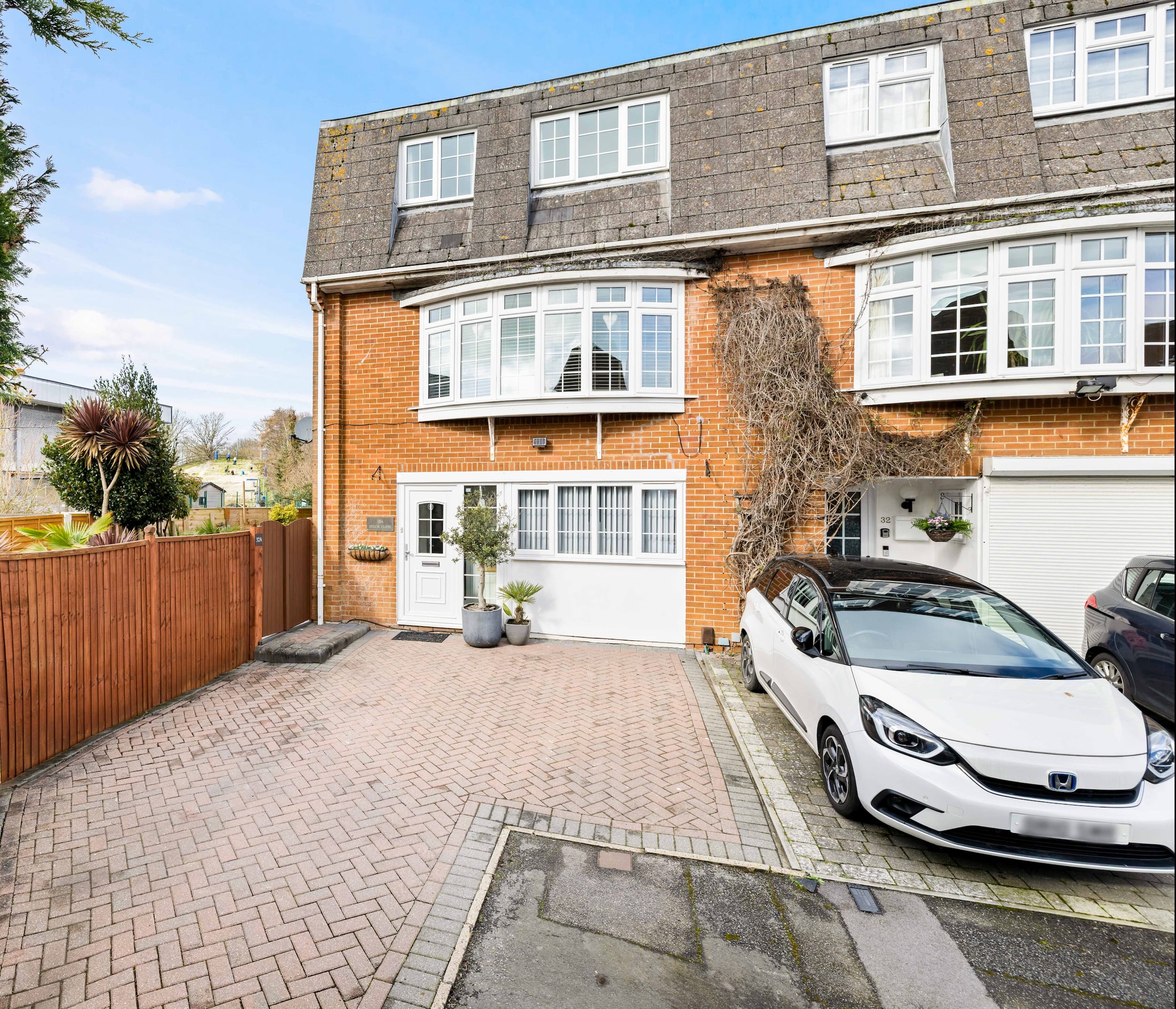 5 bedroom End of Terrace House in Folkestone, Kent