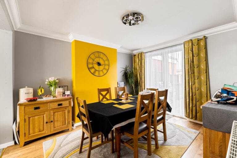 4 bedroom Terraced House in Folkestone, Kent