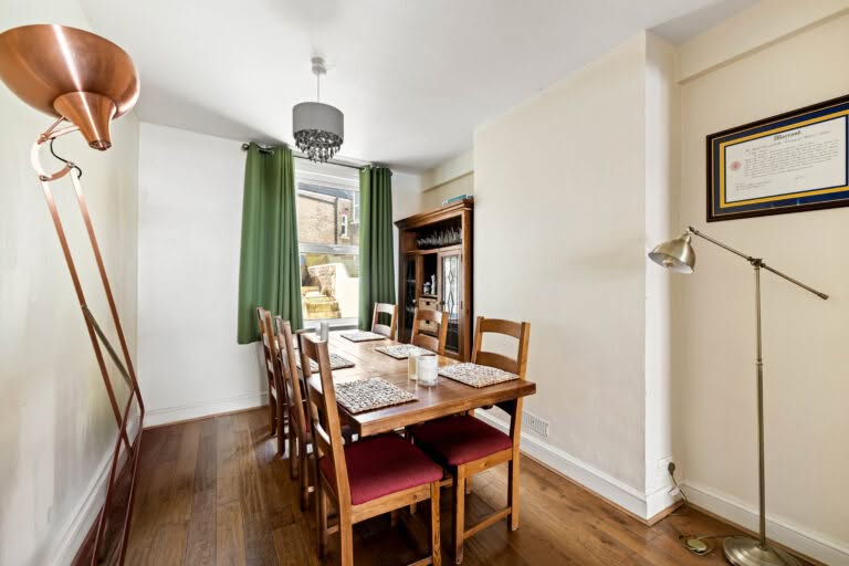 4 bedroom Terraced House in Folkestone, Kent