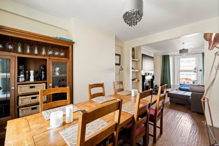 4 bedroom Terraced House in Folkestone, Kent