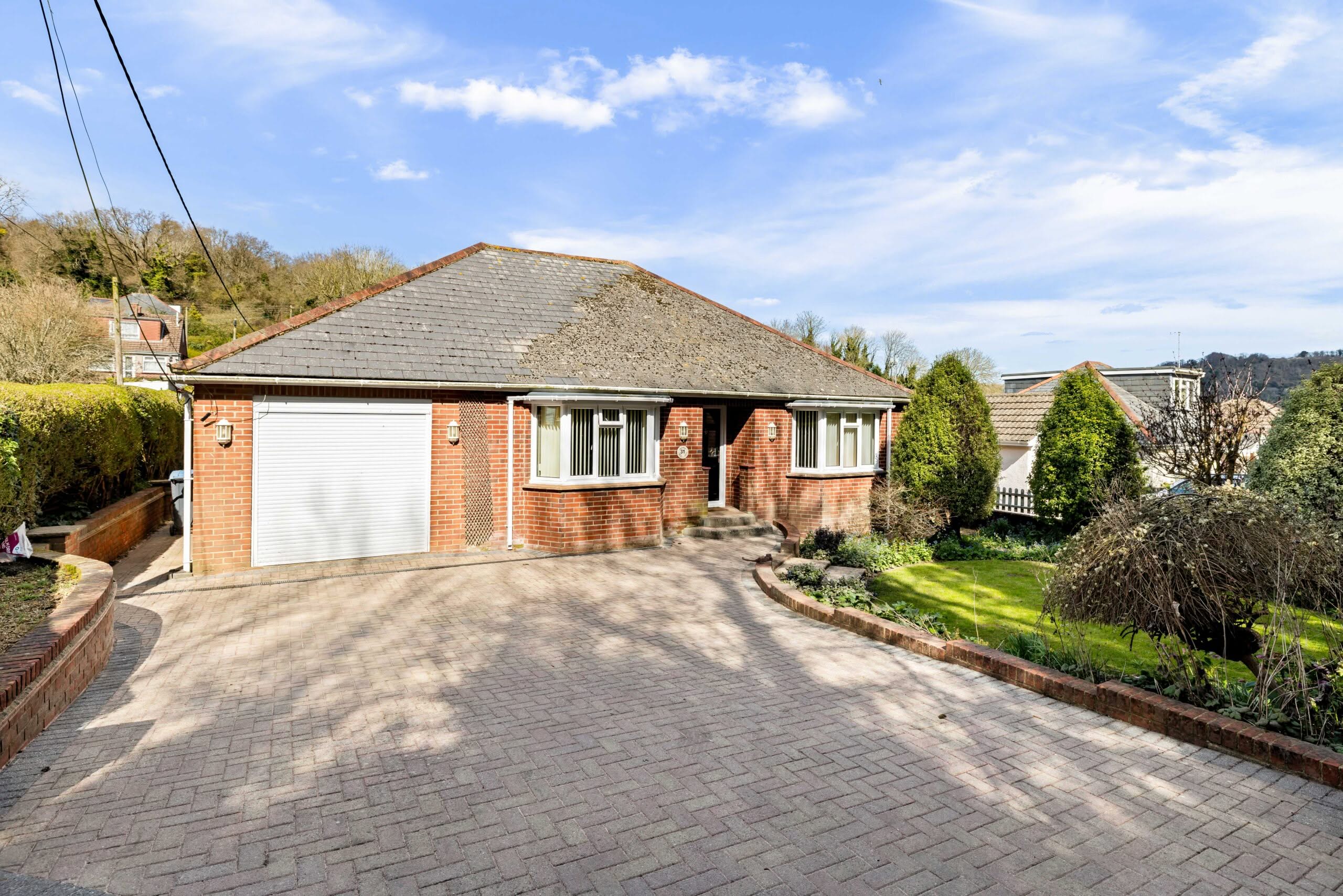 4 bedroom Detached Bungalow in Dover, Kent