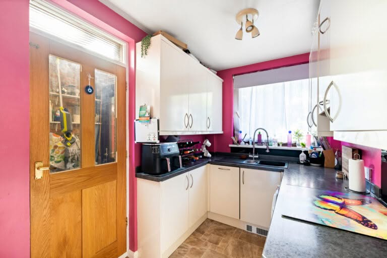 3 bedroom Semi-Detached House in Dover, Kent