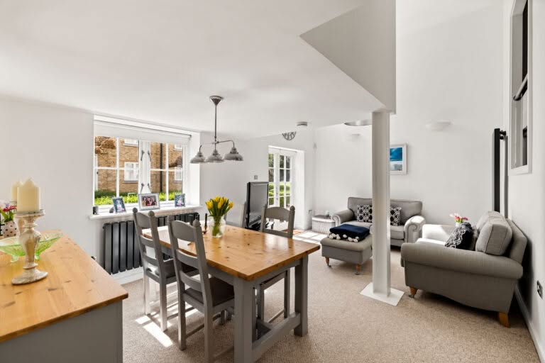 3 bedroom Flat in Dover, Kent
