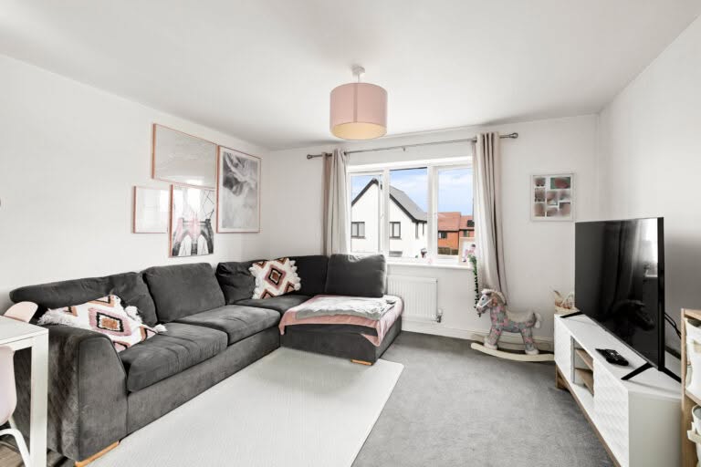 2 bedroom Coach House in Folkestone, Kent