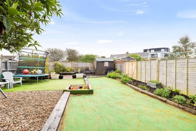 2 bedroom Flat in Hythe, Kent