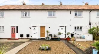 48 Wakefield Way