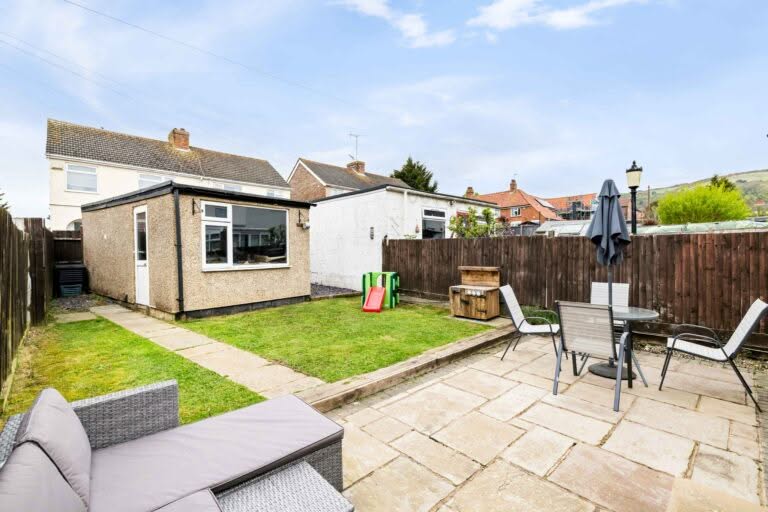 3 bedroom End of Terrace House in Folkestone, Kent