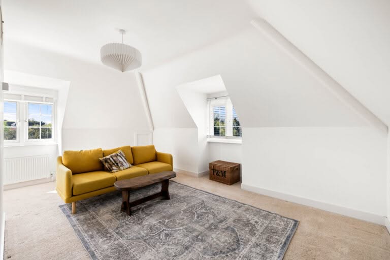 2 bedroom Apartment in Folkestone, Kent