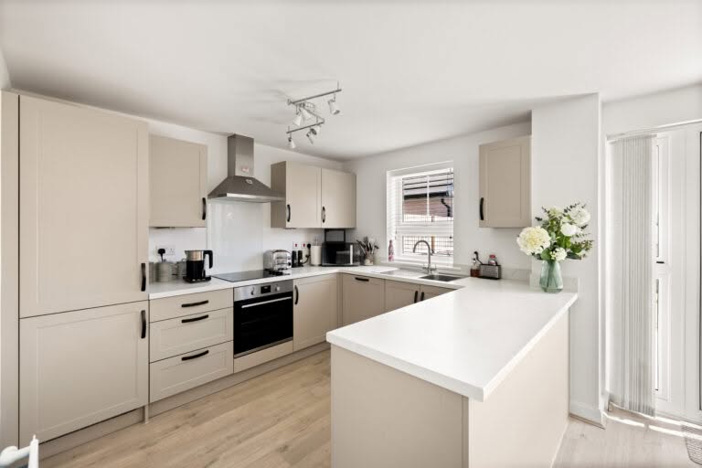 4 bedroom Detached House in Dover, Kent