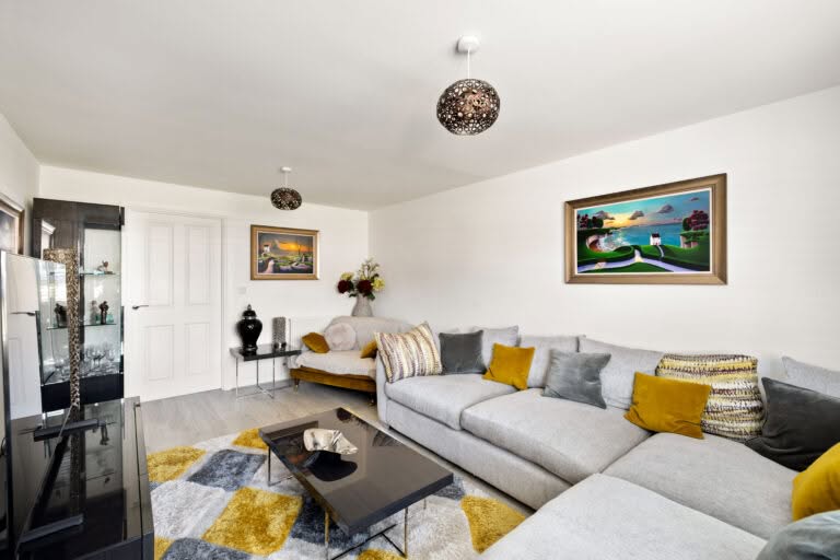 4 bedroom Detached House in Dover, Kent