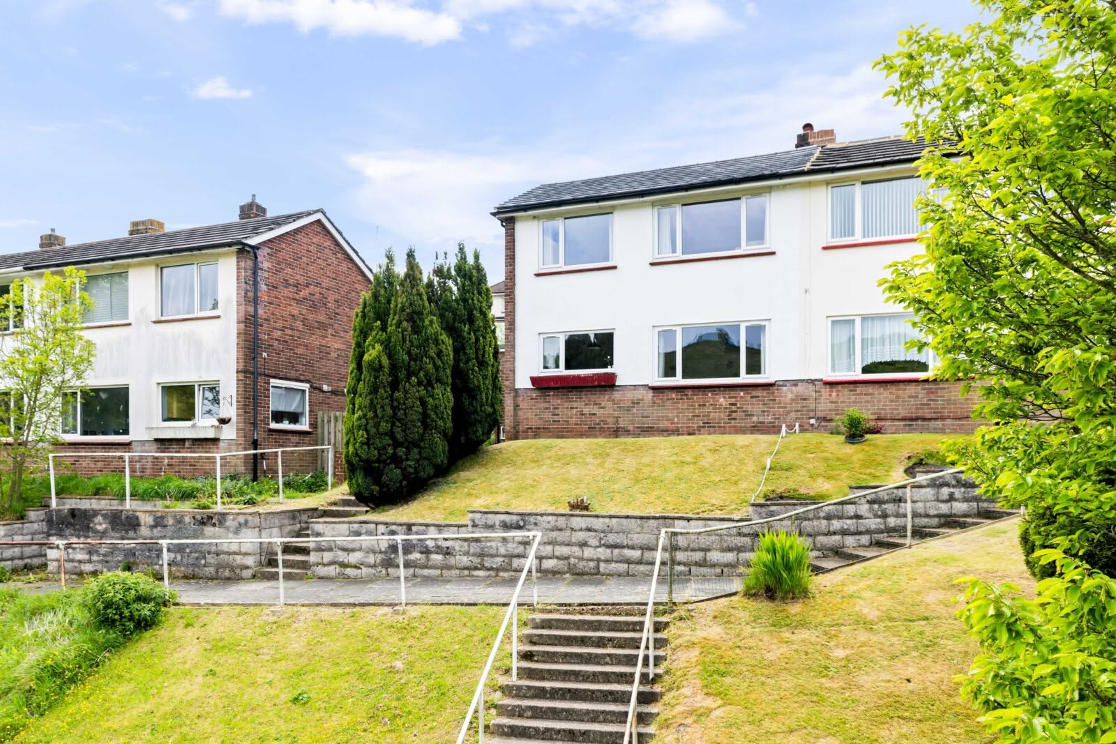 3 bedroom Semi-Detached House in Dover, Kent